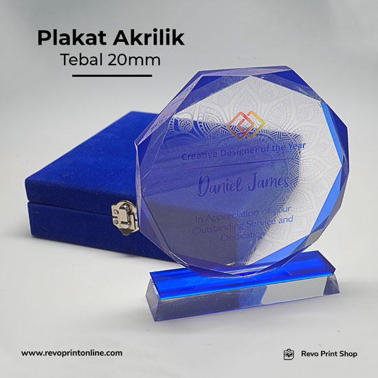 Piala/Plakat Akrilik Tebal 20mm