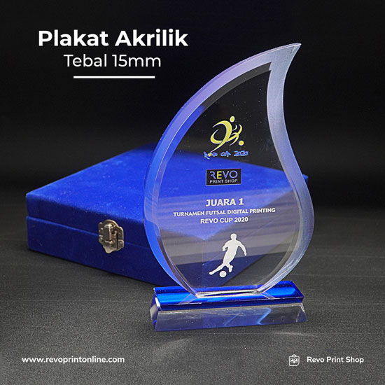 Piala/Plakat Akrilik Tebal 15mm